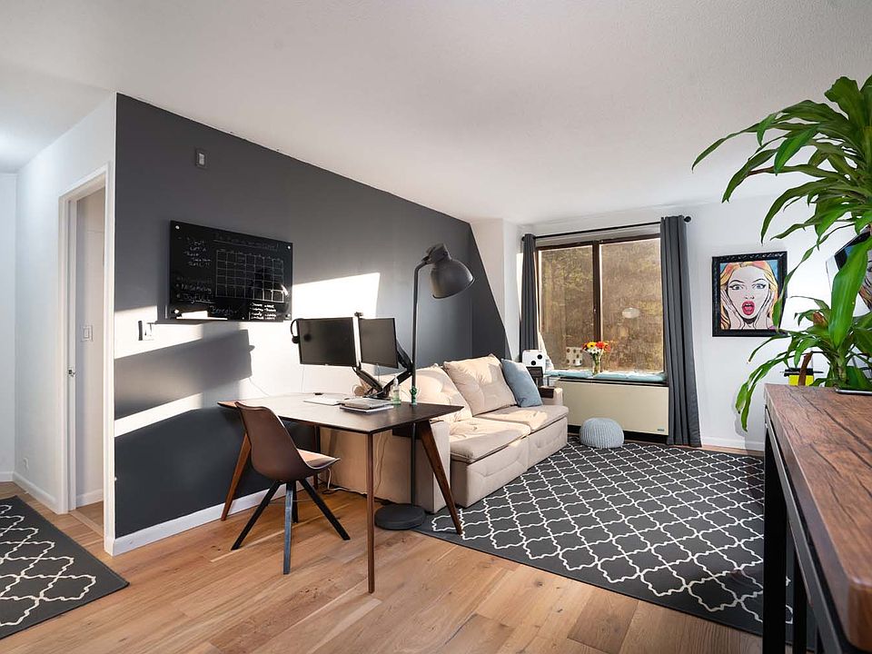 1st image of 630 1st Ave APT 3J