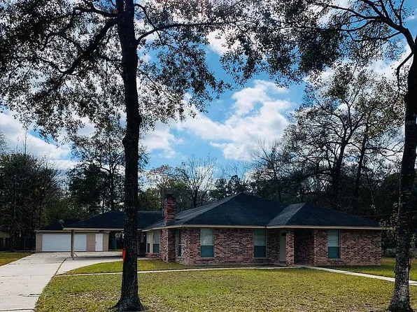 21478 Russell Dr, New Caney, TX 77357