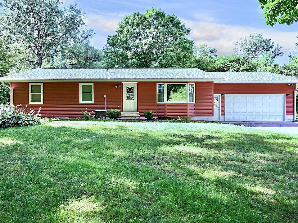 1st image of 26283 Meadowbrook Ln