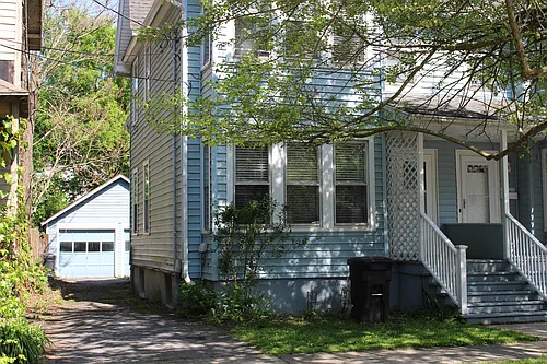 513 S Albany St Photo 1
