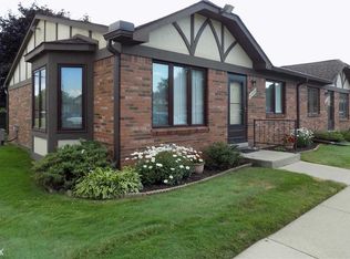 5325 E Eleven Mile Rd, Warren, MI 48092