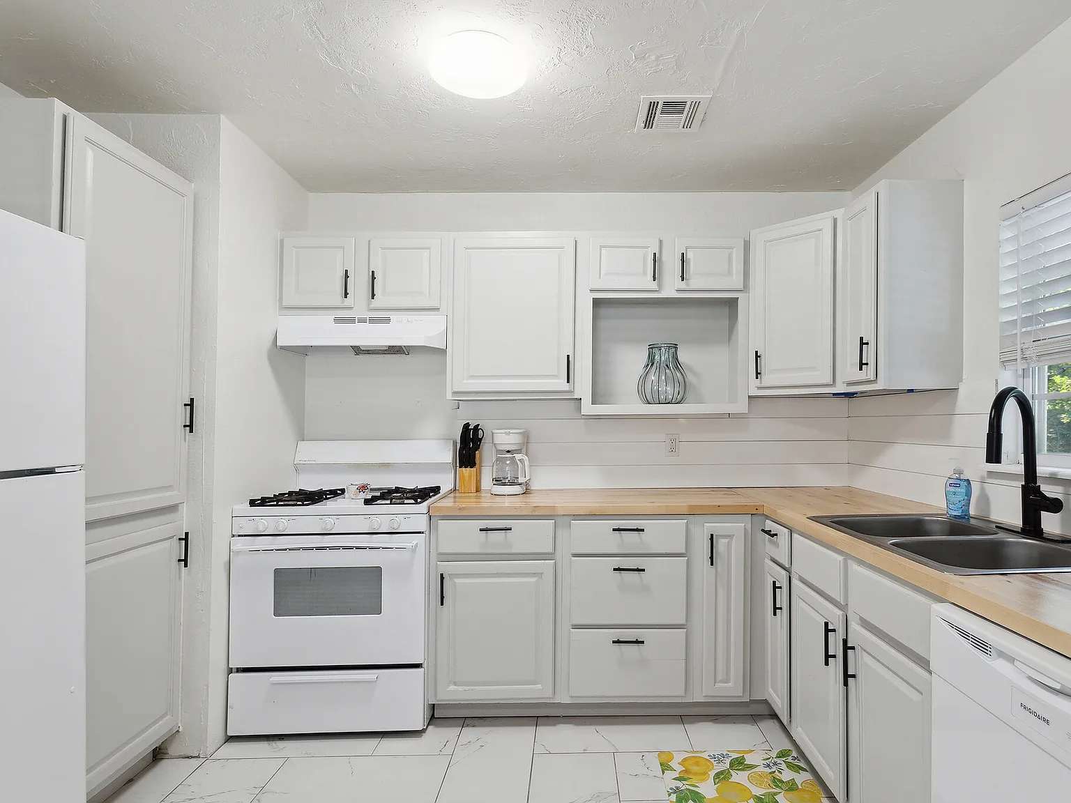 1212 N Woodward Ave — Photo 3