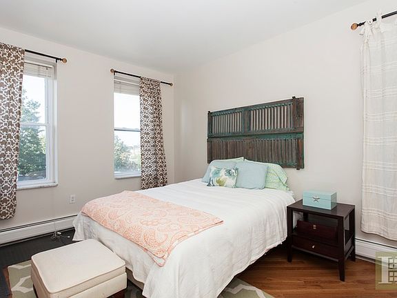 5th image of 54 Magnolia Ave APT 4-5
