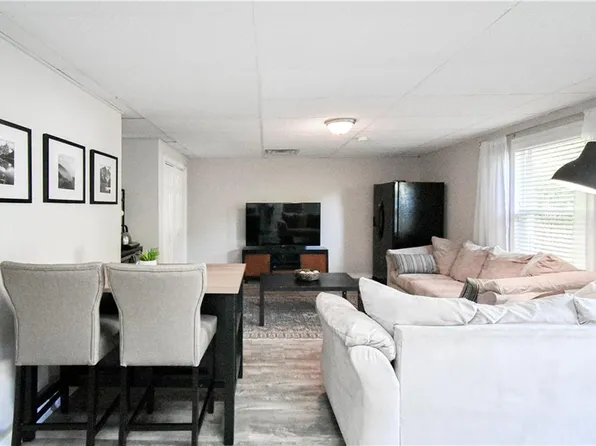 2304 Boardwalk, Marietta, GA 30066