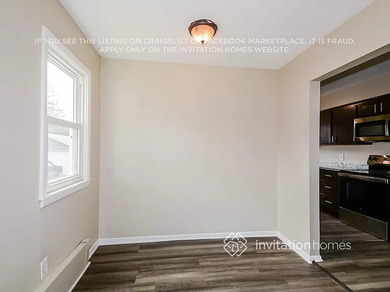 320 Garfield Ave — Photo 7