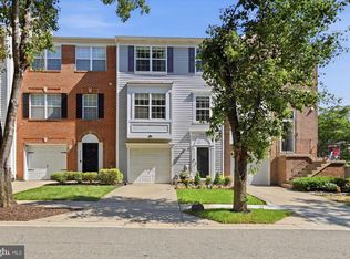 9944 Royal Commerce Pl, Upper Marlboro, MD 20774