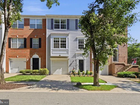 9944 Royal Commerce Pl, Upper Marlboro, MD 20774