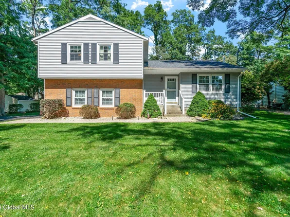 19 Heritage Parkway, Glenville, NY 12302