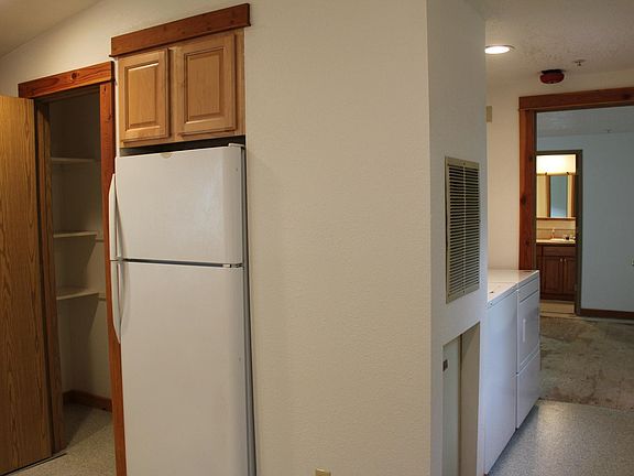 4th image of 20613 NE 242nd Ave