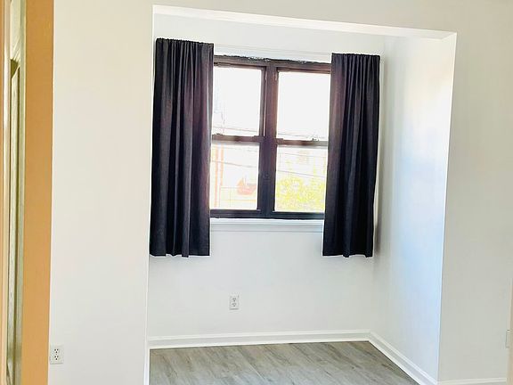 5th image of 840 Christian St #2
