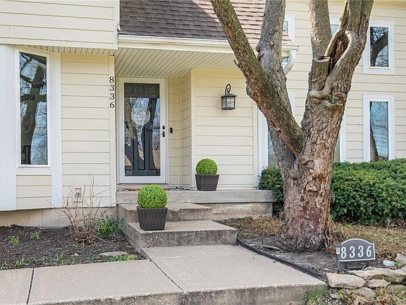 2nd image of 8336 Rosehill Rd