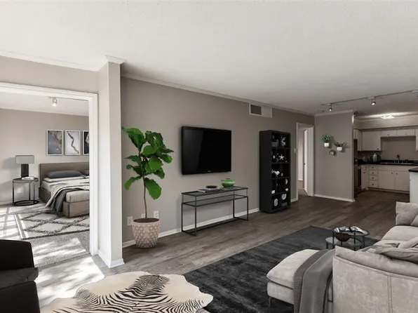 5050 Ambassador Way APT 219, Houston, TX 77056