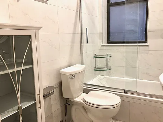 Rented by REAL New York | media 23