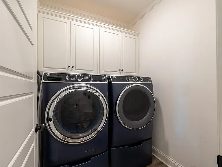3198 Greymoor Cir — Photo 29