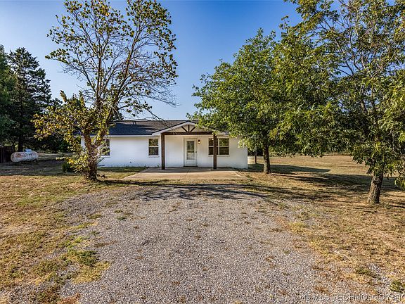 2nd image of 2932 W Shady Ln