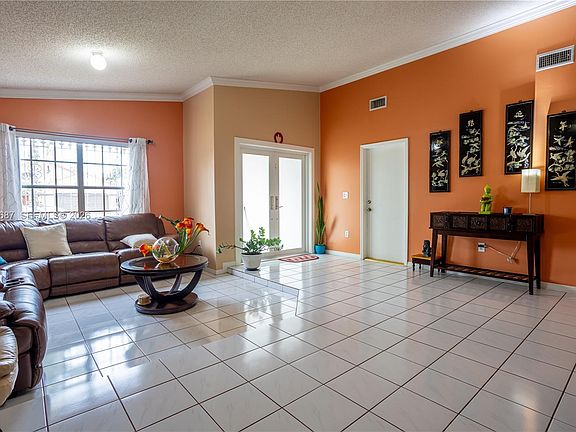 5th image of 699 NW 134th Pl