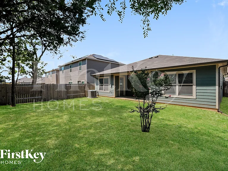 1310 Barrel Dr — Photo 15