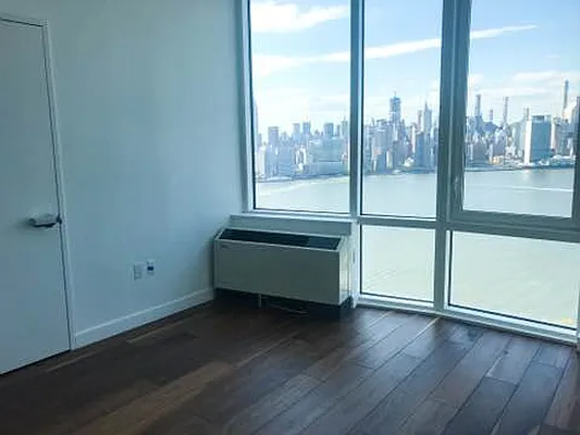 Rented by Ulas Real Estates Inc | media 59