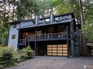 397 E Pointes Dr E, Shelton, WA 98584