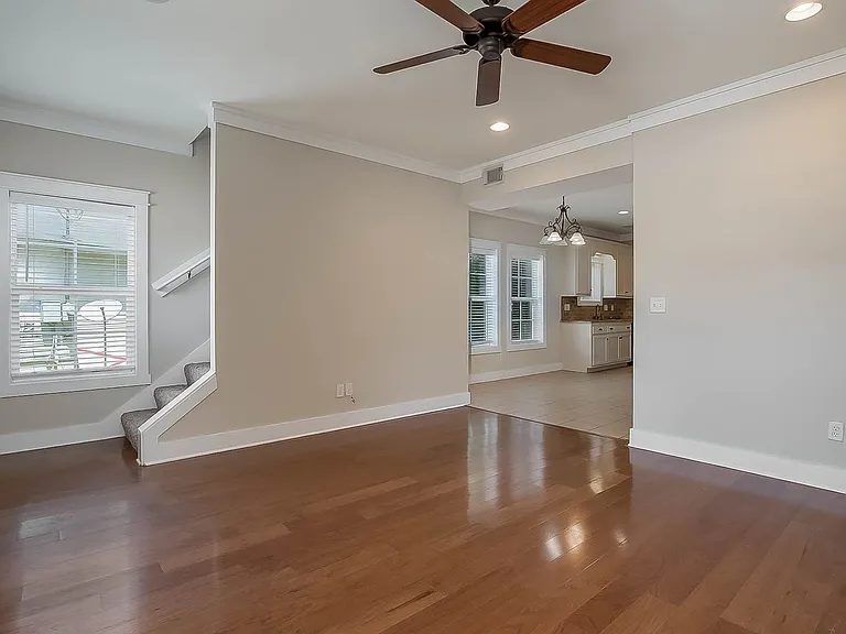 917 Homewood Dr #1 — Photo 4
