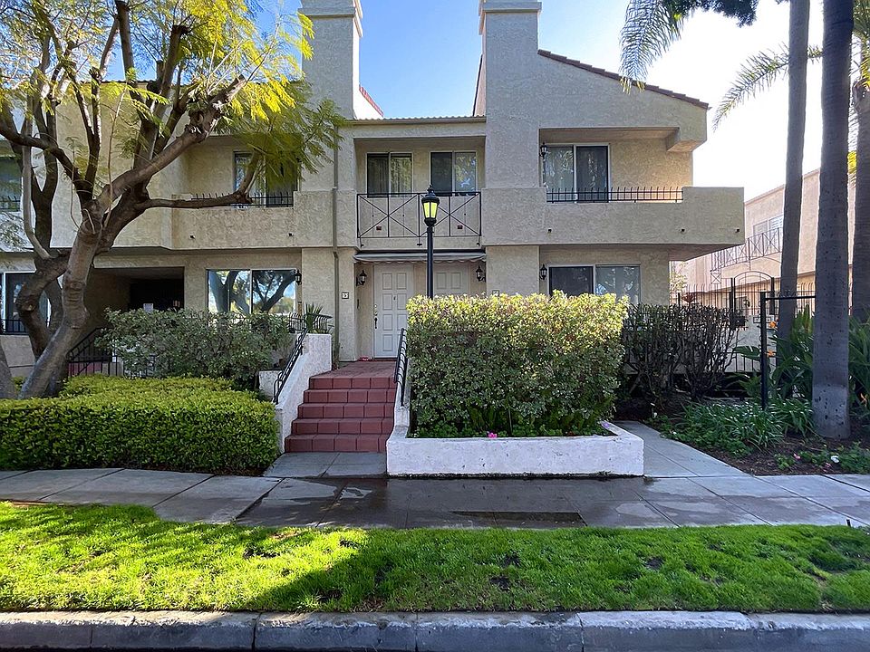 1st image of 2405 34th St Unit 6