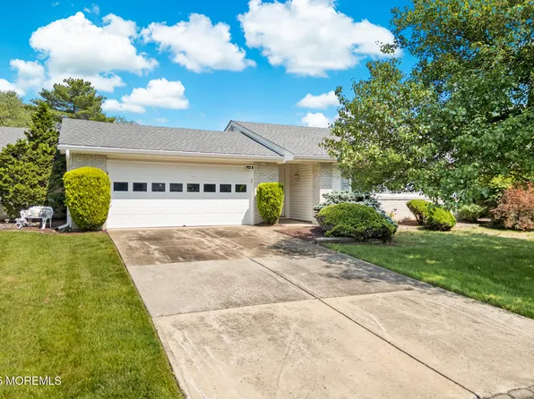 703 Croydon Road #703B, Monroe, NJ 08831