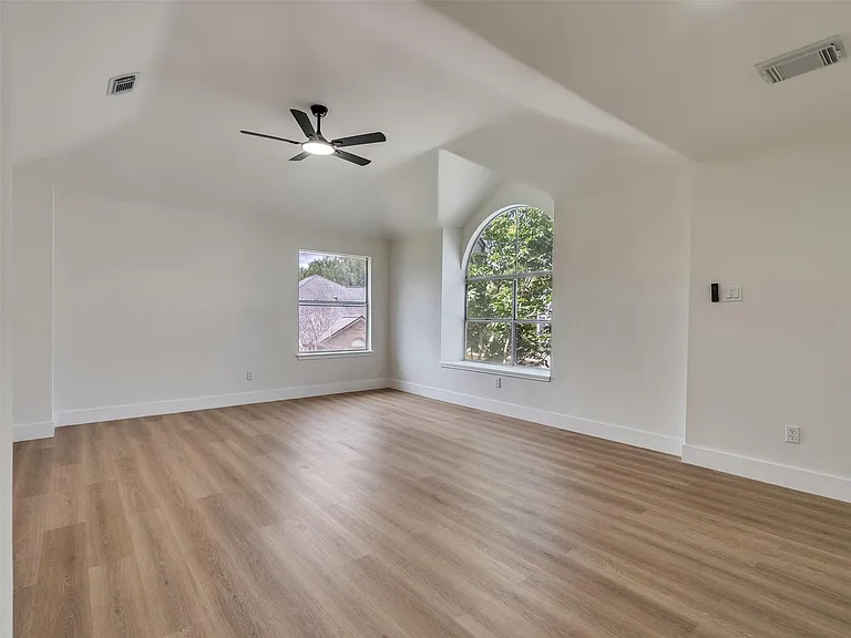 246 Cedar Elm Ln — Photo 23