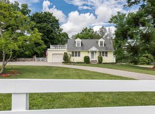 247 N Mabbettsville Rd, Millbrook, NY 12545