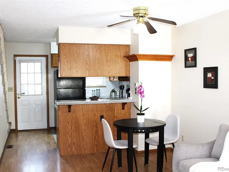 10515 W Dartmouth Ave — Photo 8