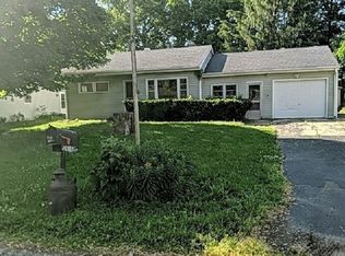 2016 Will James Rd, Rockford, IL 61109