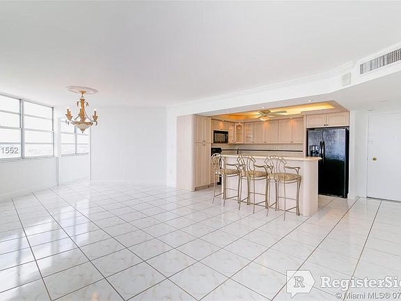 5th image of 7135 Collins Ave #A835