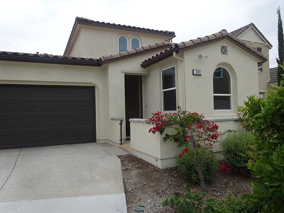 2nd image of 980 Portola Ct
