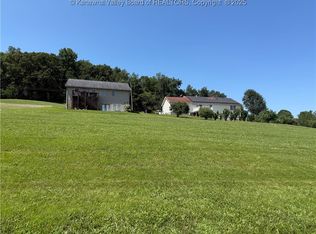 60 Real Quiet Dr, Evans, WV 25241