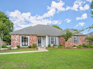 6336 Riverine Dr, Baton Rouge, LA 70820