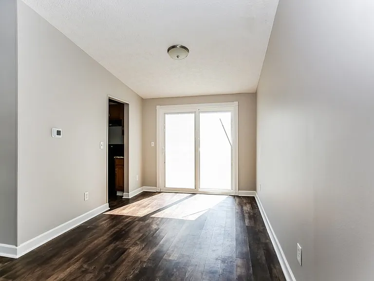 2891 Freedom Trl — Photo 8