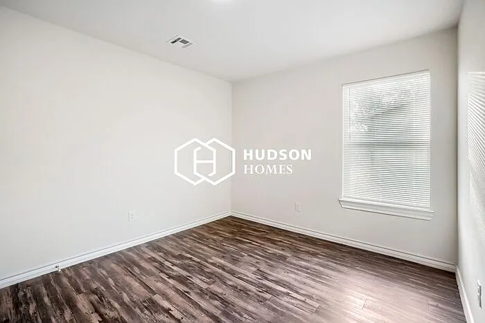 2633 E Cornell St — Photo 8