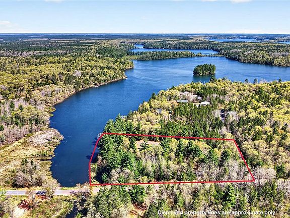 3rd image of W8030 Saint Croix Trail Road