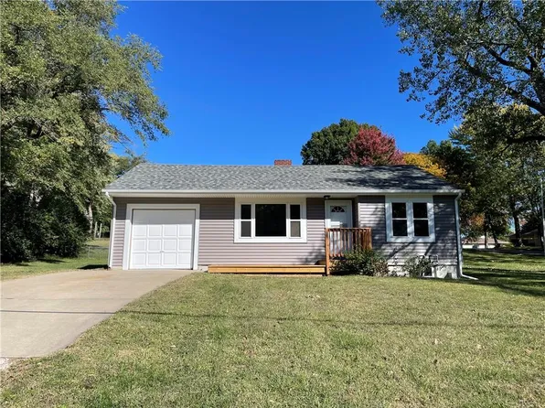 5112 NE 60th Ter, Gladstone, MO 64119
