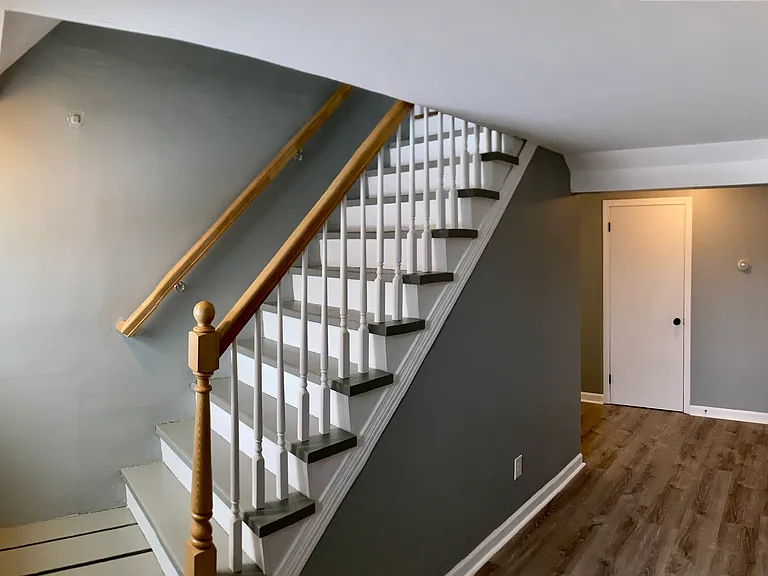 54 Muir Ave — Photo 13