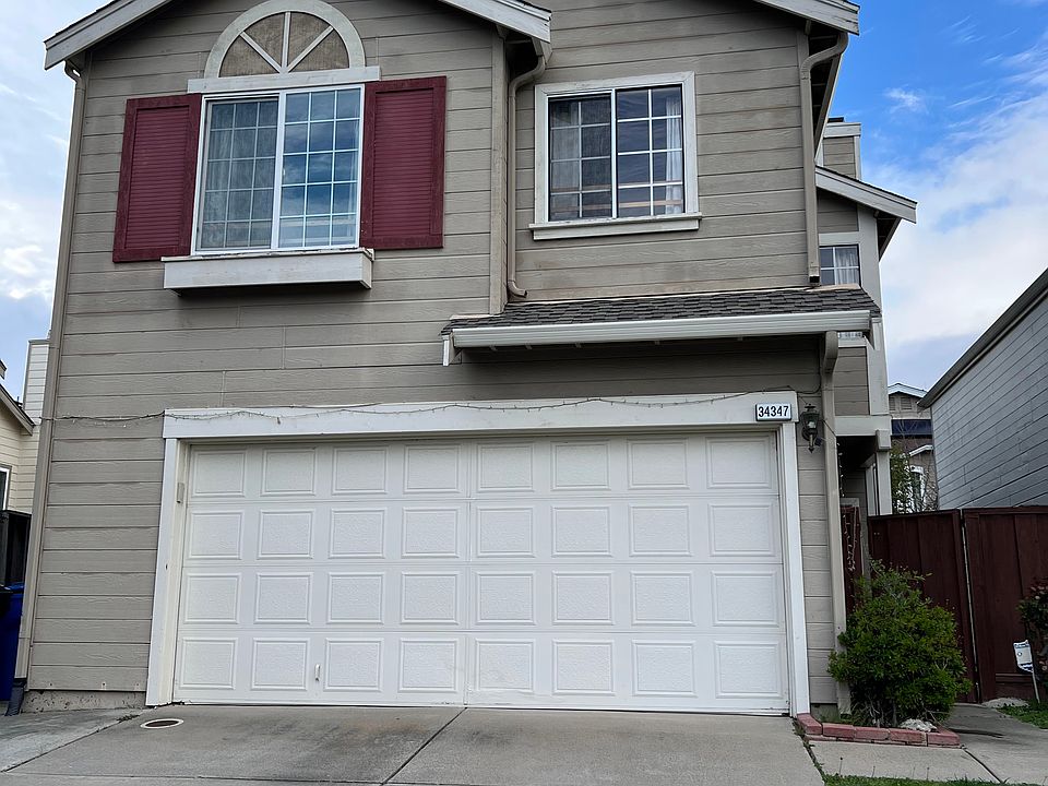 1st image of 34347 Maybird Cir