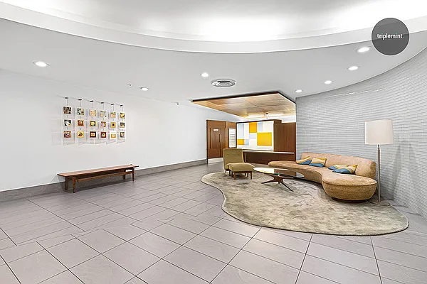 Rented by Triplemint | media 10