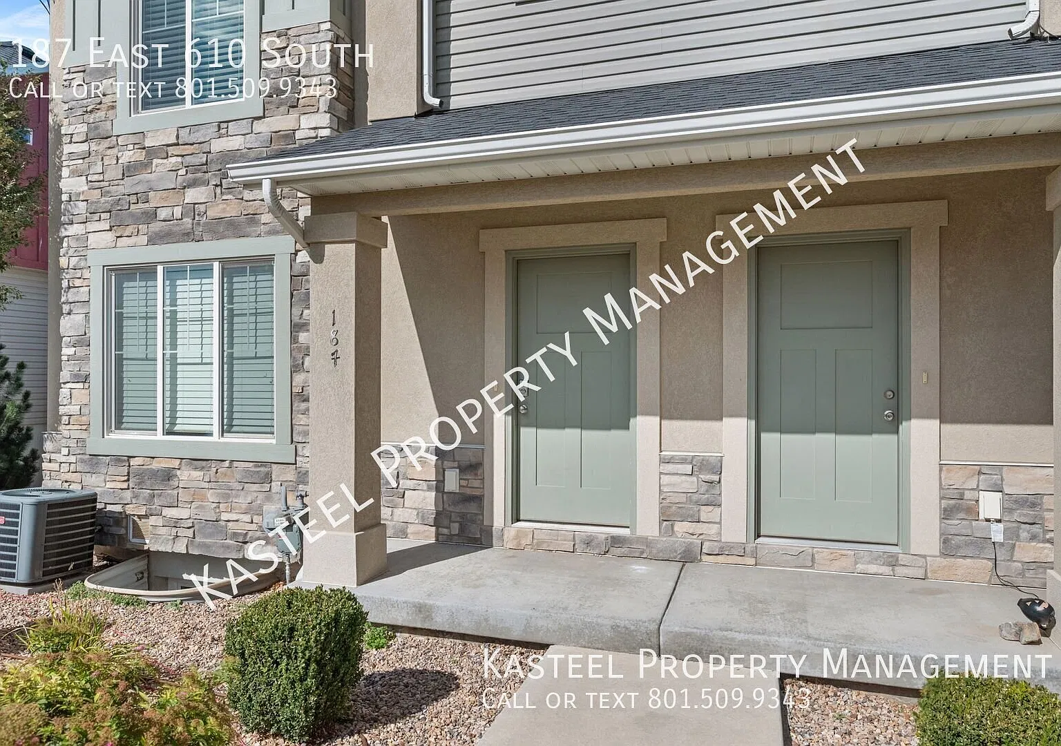 Beautiful Townhome Across from School — Photo 4