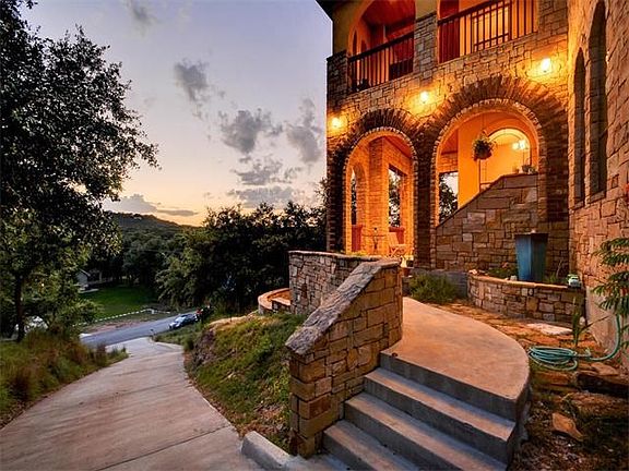 3rd image of 22305 Briarcliff Dr
