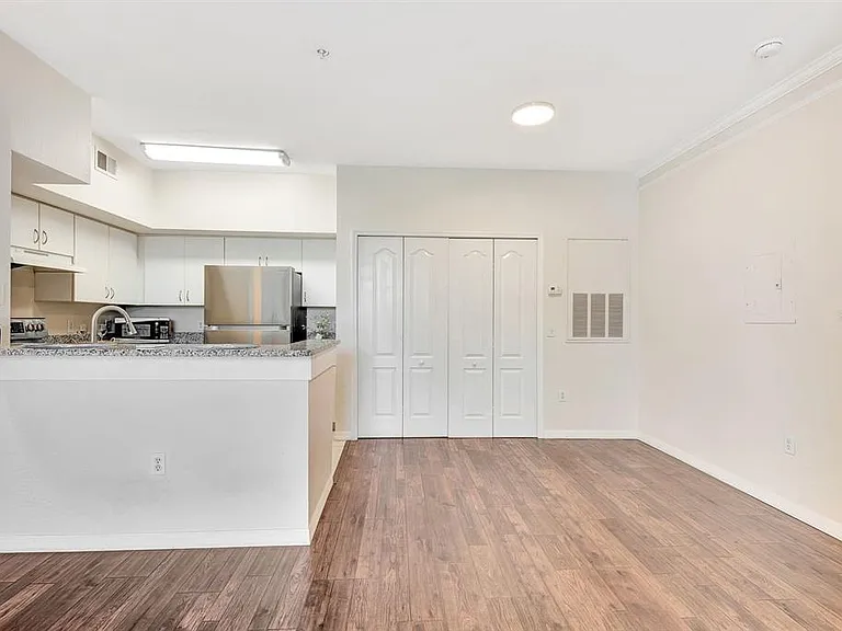 4142 Central Sarasota Pkwy #1426 — Photo 17