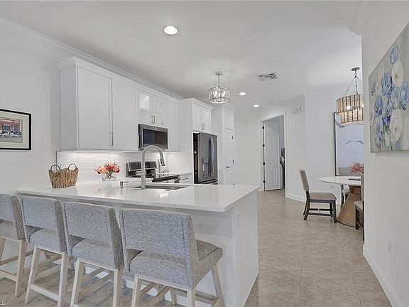5th image of 13466 Kent ST