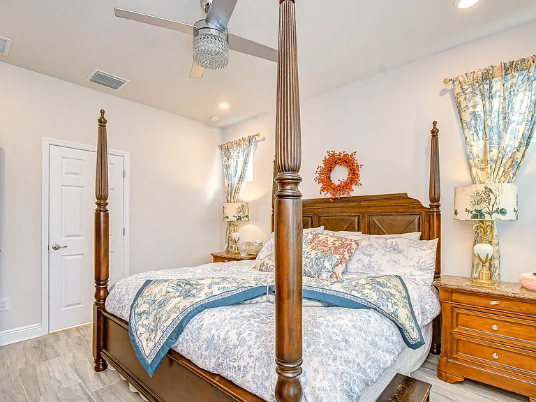 15371 Caravan Ave — Photo 18