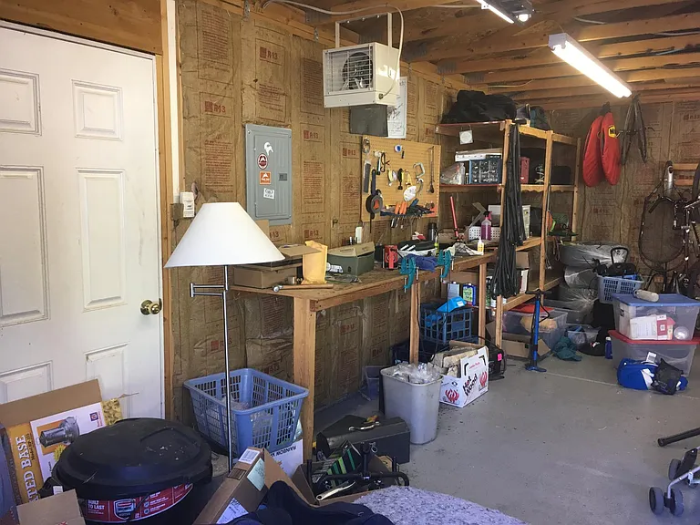 1382 S Green St — Photo 31