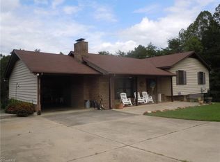 518 Butner Rd, Pinnacle, NC 27043