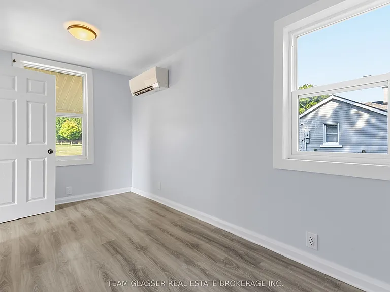 34 Broadway St — Photo 20