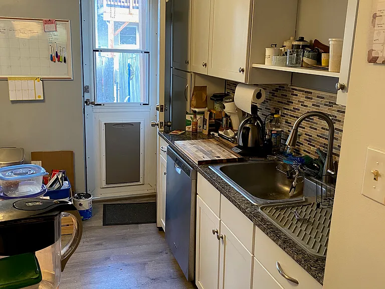933 S Linwood Ave — Photo 10